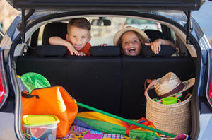 how to drive safe with the kids in the car