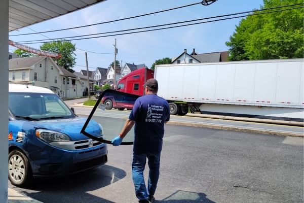 Liberty AutoGlass professional windshield service